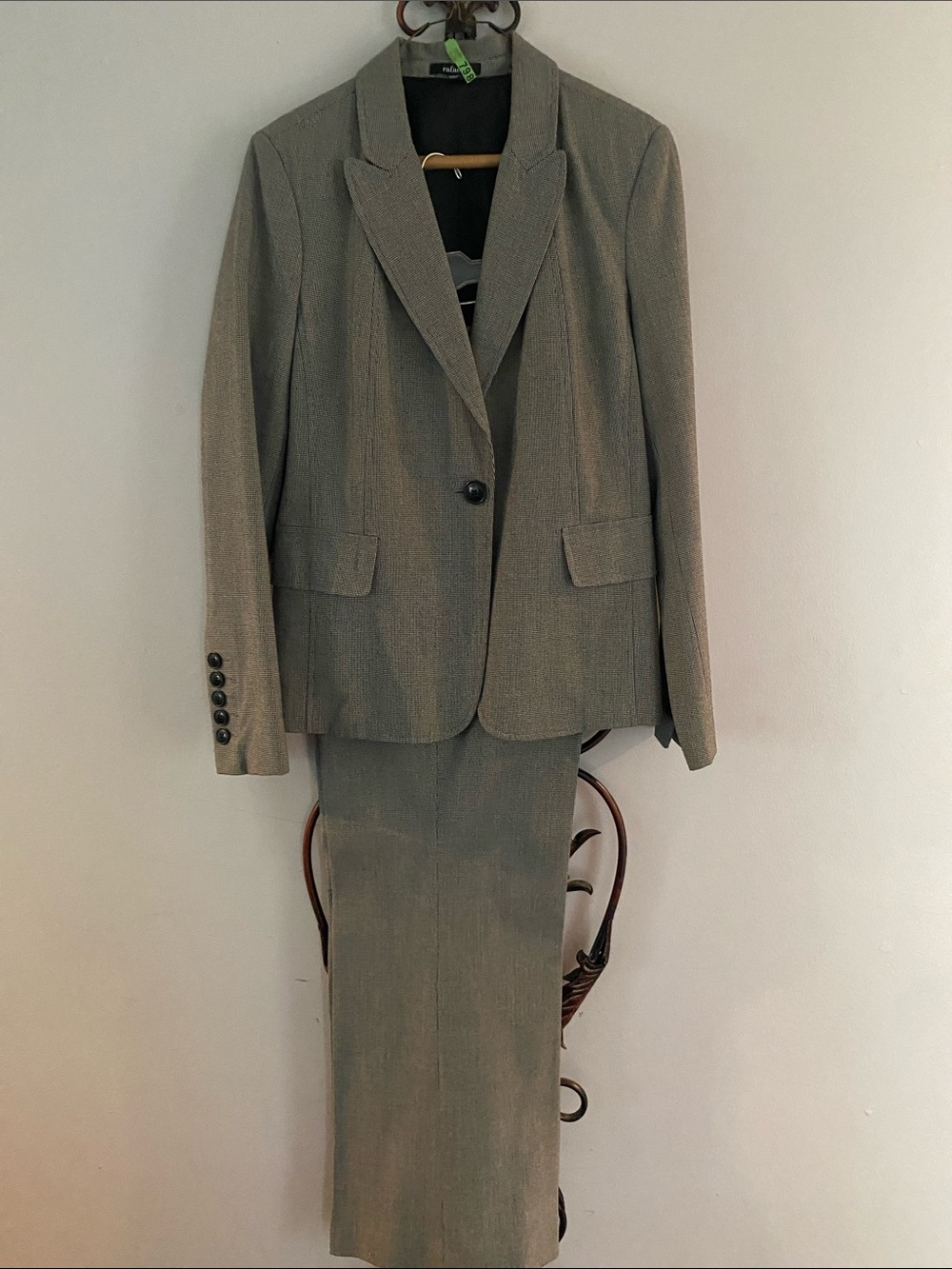 Rafaella Olive Gray Women's Two-Piece Suit Blazer & Pants.